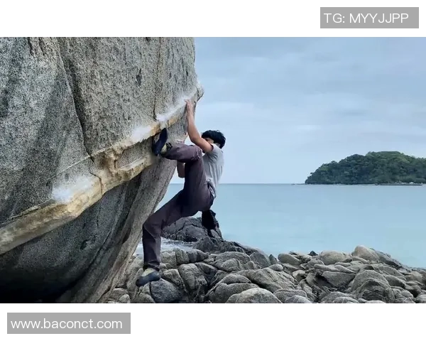 杭州攀岩队耐力之争引发热议攀岩运动的未来与发展探讨