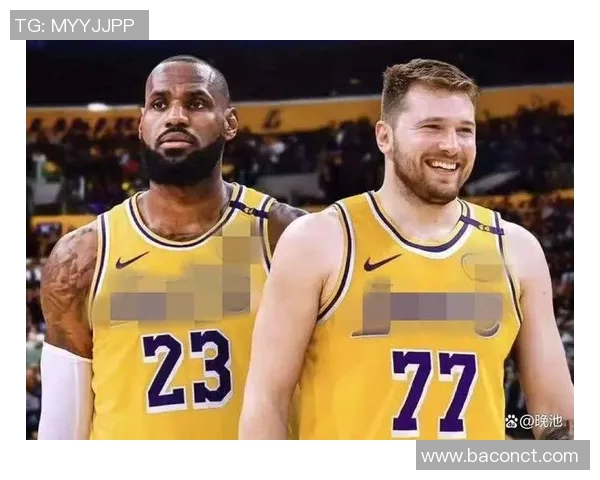 湖人队与骑士队历史交锋记录分析及比赛精彩瞬间回顾